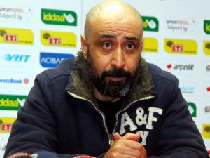 Karabükspor Dolu Dizgin Gidiyor
