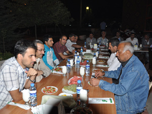 Müftü Tolan’a Plaket