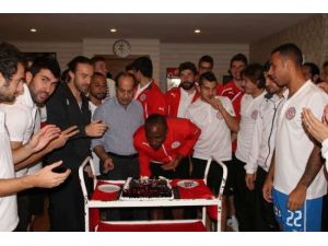 İyi Ki Doğdun Isaac