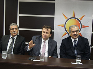 “Küçük 200 Kişi İle Geldi”