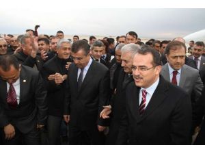 Bakan Başkan Gibi Karşılandı