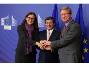 Davutoğlu: Türkiye Ve Avrupa İçin Tarihi Bir Gün