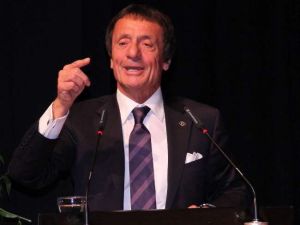 Bir M2 Aştığımı İspatlasınlar Zorlu Center’ı Bağışlarım