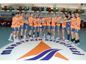 Paşa’nın Melekleri Tur Peşinde