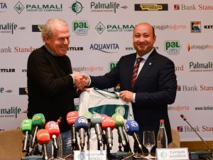 Mustafa Denizli Basın Mensuplarının Karşısına Çıktı