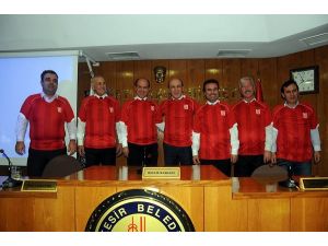 Balıkesir Belediye Meclisinde Balıkesirspor Sevinci Yaşandı