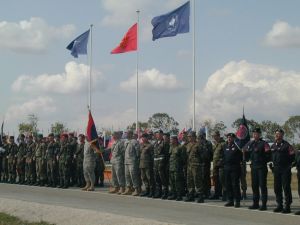 Kosovada Askeri Araç Yoldan Çıktı: 1 Ölü, 5 Yaralı