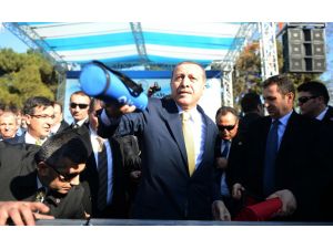 Başbakan Erdoğan Satranç Takımı Dağıttı