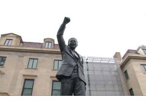 Abd Mandela’yı Anıyor