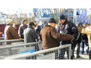 Miting Alanında 3000 Polis Görev Yapıyor