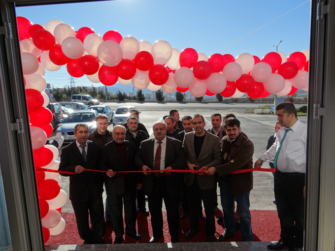 Meşhur Akçaabat Köftecisi Yeni Yerinde Hizmetinizde