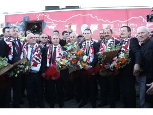 Mhp’nin Samsun Adayları Karşılandı