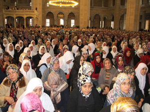 İlk Kafile Yola Çıkıyor