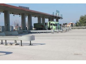 Köprü Ve Otoyollar Darphane Gibi