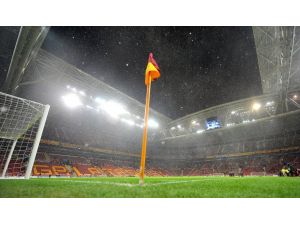 Tt Arenada Yoğun Kar Yağışı
