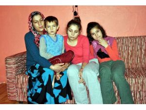 Kalbi Delik Olan Oğlu İçin Kanepe Bile Satmış