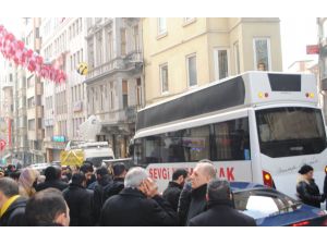 Sarıgül Aday Adaylık Başvurusunu Yaptı
