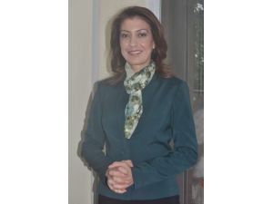 Ak Parti İzmir Milletvekili Nesrin Ulema: