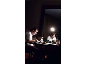 Tatlıses, Eserlerine Böyle Hayat Veriyor