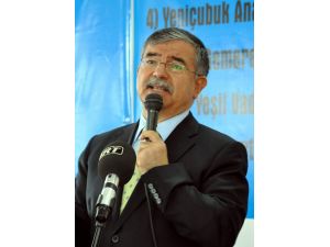 Milli Savunma Bakanı İsmet Yılmaz: