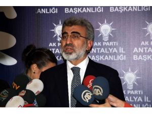 Bakan, Elektrik Kesintilerini Değerlendirdi