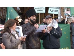 Çerkezlerden Rusya’ya Olimpiyat Protestosu