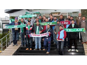 Trabzonspor İle Bursasporlu Taraftarlar Maç Öncesi Dostluk Yemeği Yedi