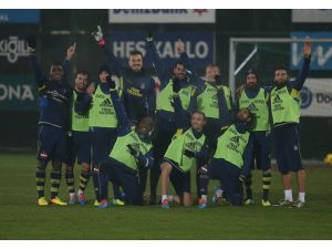 Fenerbahçe, Kardemir Karabükspor Maçı Hazırlıklarına Başladı