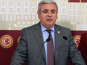 Ak Parti’den Tutuklu Vekillere Destek