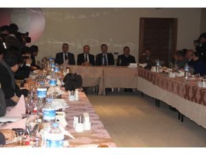 Güvenç, Basın Mensuplarıyla Bir Araya Geldi