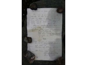 Şişeden 54 Yıllık Not Çıktı