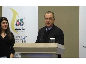 Fatih Terim Ödüllendirildi