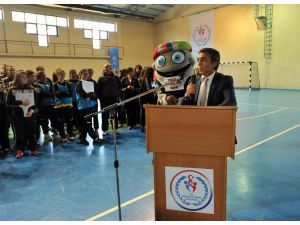 Okul Sporları Genç Kızlar Ve Erkekler Grup Birinciliği Açılış Töreni Yapıldı