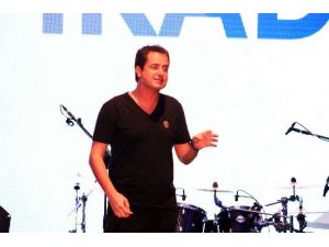 Tv8 Resmen Acun’un