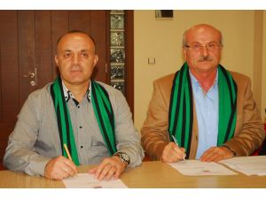 Özcan Bizati İmzayı Attı