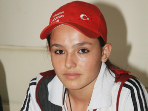 Dünya İkincisi Oldu