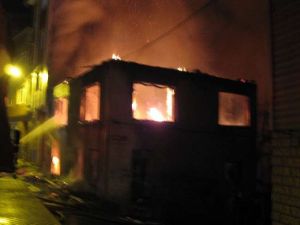 Beyoğlu’nda Yangın Paniği