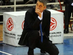 Efes’te Oktay Mahmuti Dönemi Sona Erdi