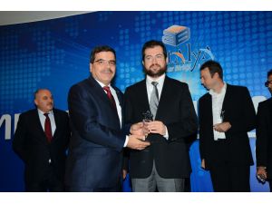 Cantek’e, “İhracatın Yıldızı” Ödülü