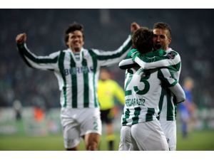 Bursaspor Evinde 63 Gün Sonra Galip Geldi