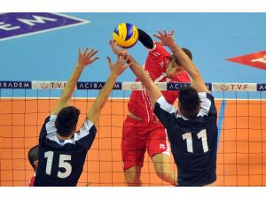 A Milli Erkek Voleybol Takımı Yunanistan’ı 3-0 Mağlup Etti