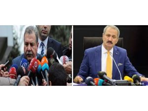 İki Bakan İstifa Etti