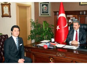 Destici, İskeçe Türk Birliği Heyetini Kabul Etti