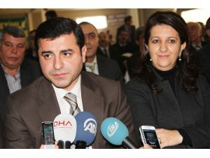 Selahattin Demirtaş Bakanların İstifalarını Değerlendirdi