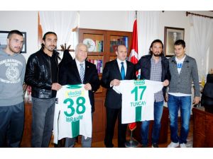 Bursasporlu Futbolcular Mudanyalı Öğrencilerle Buluştu