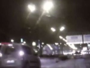 Bariyerlere Çarpıp Havalandı