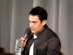Aamir Khan Şarkı Söylerse !