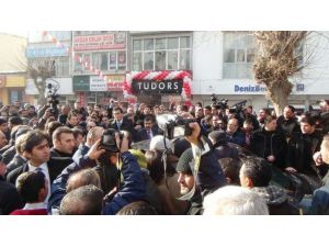 Davutoğlu Esnafı Ziyaret Etti