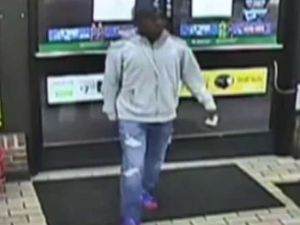 Avanak Hırsız Soyduğu Markete Alışverişe Gitti