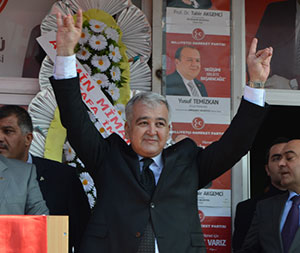 MHP, Türkoğlu Seçim Bürosunu Açtı